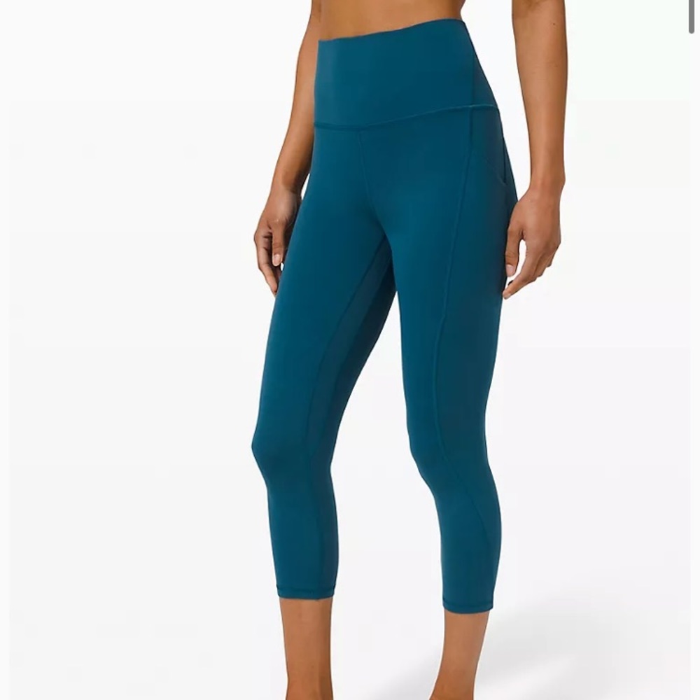 Lululemon Cropped Align leggings